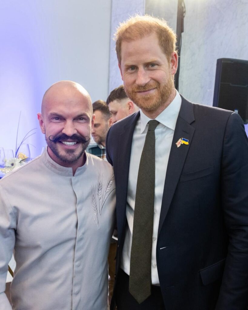 Chef Volodymyr Yaroslavskyi e o Príncipe Harry